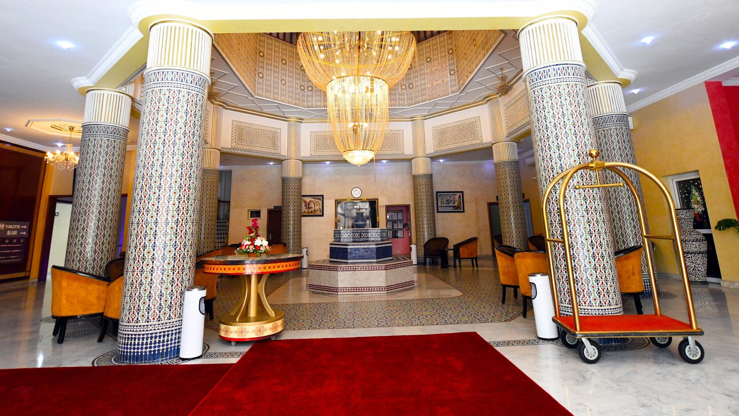 Réception de l'Hôtel Omega à Agadir